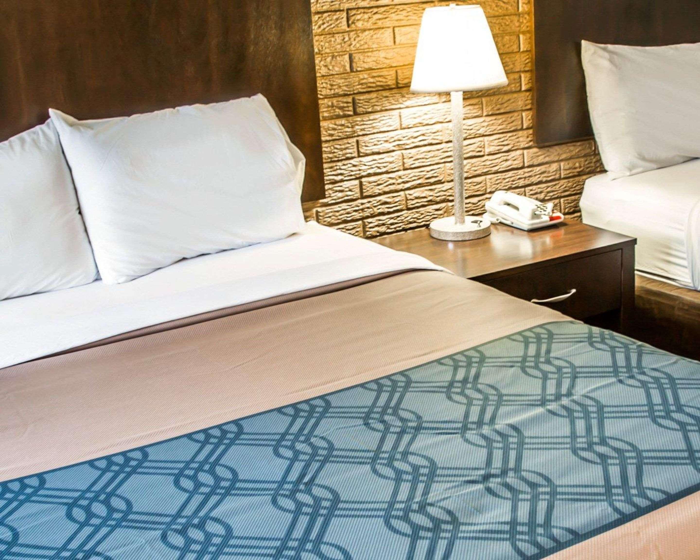 Rodeway Inn & Suites Wilmington North Eksteriør billede