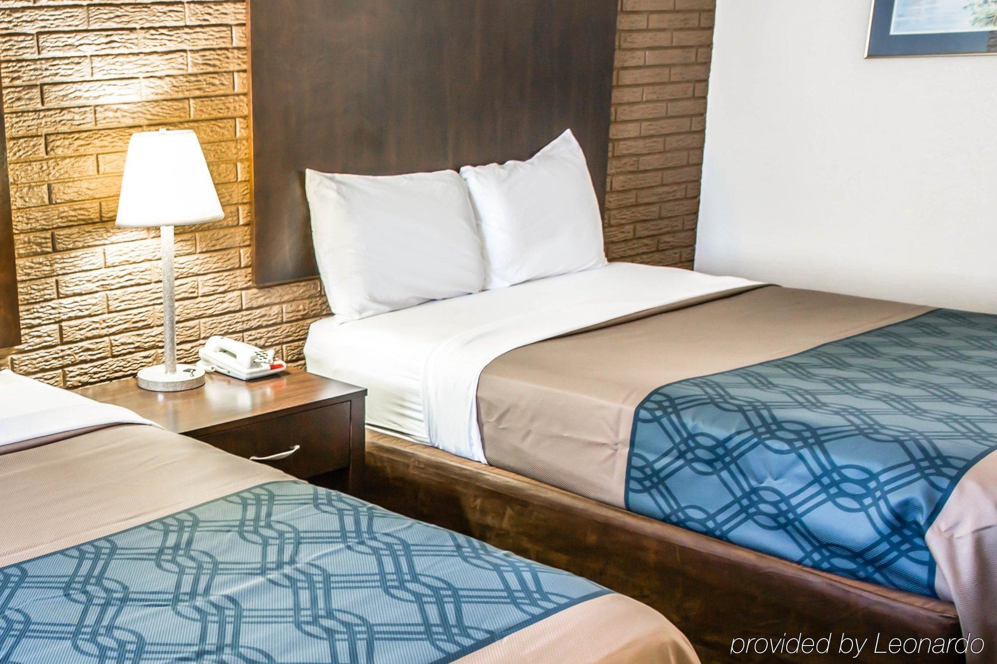 Rodeway Inn & Suites Wilmington North Eksteriør billede